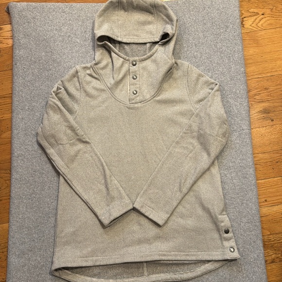 The North Face Knit Stitch Pullover Hoodie Women’s Sweater
Size M - Picture 2 of 7